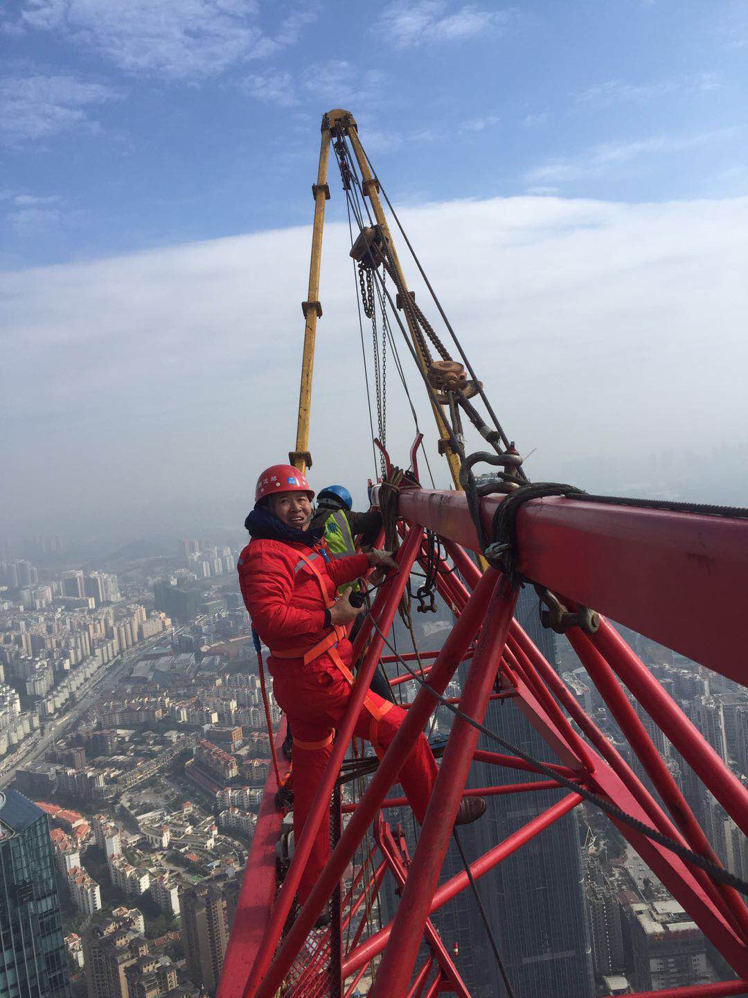 工程視頻4_深圳市蘇中九鼎機(jī)械設(shè)備有限公司
